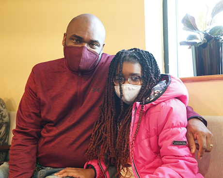 2021-November-6-father-and-daughter-wait-for-vaccinations-from-ala-stanford